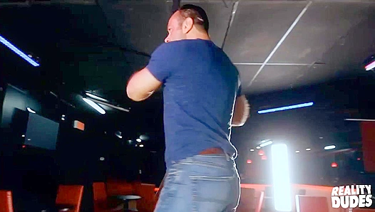 Big Beefy StepDaddy Darcy Oaks Strips Down for Your Pleasure – RealityDudes POV