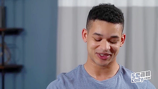 Biracial Stud Israel Milking His Thick Hard Cock – PureMuscleGayPorn 18+