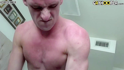 Craving Big Loads: Hungry Rookie Takes It All Deep – GayHoopla 18+