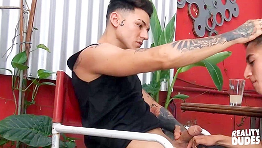 Steamy Bareback Glory Under the Sun — Axel Ro Goes Wild – RealityDudes 18+