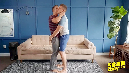 Deacon Gibson Goes Wild — Hot Bareback Ride on the Floor – SeanCodyX