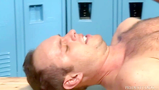 Hot Older Guys Get Wild in Steamy Lockers – Devin Adams Colby Jansen 18+
