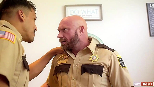 Intense Hardcore Ride: Veteran Cops Claim Young Submissives Raw – GayPound 18+