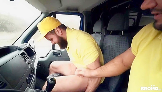 Jerome Jerrys Steaming Trucker Hookup — Delivery Men Thirst for Skin, Not Just Packs – 18+