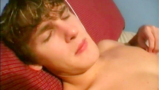 Ashton Meyers Caleb Shelton Heat Up the Party — Touching, Teasing, Tasting