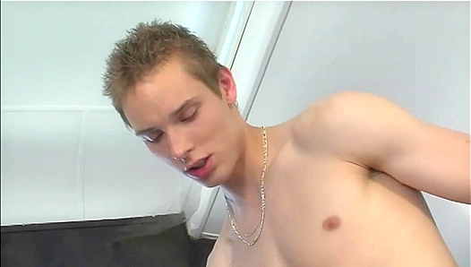 Sideways Suck Skill: Hot Gay Action with John Paul Filip Dean – 18+
