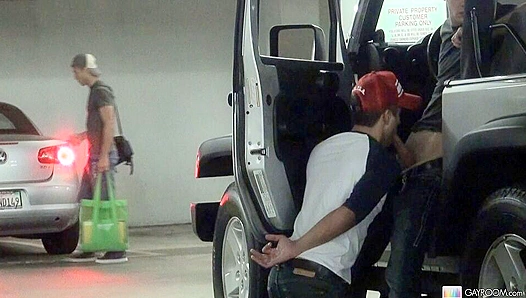 Bryce Star Delivers Steamy In-Car Blowjob — Horny Ride Turns Wild – GayXXX